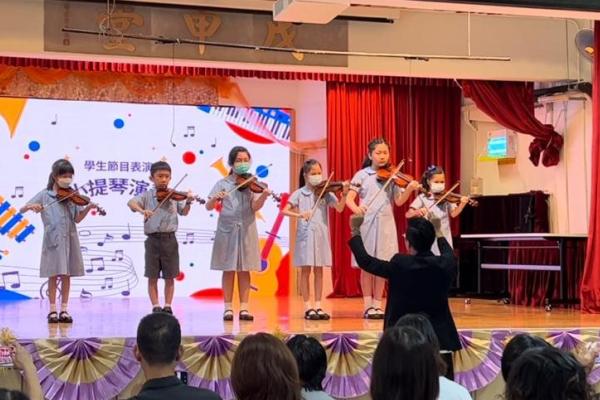 學員在結業禮演出