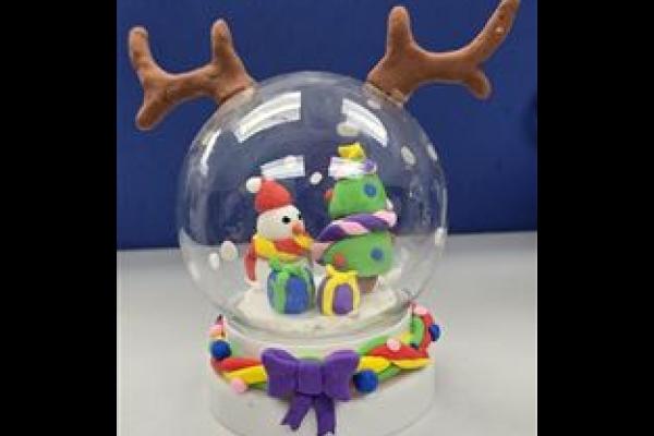 聖誕水晶球比賽5B_李湘怡